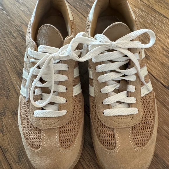 Aiddias Tan Sneakers - Picture 3 of 5